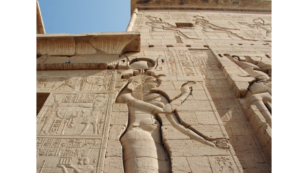 世界中をさまようイオの旅路 - イオニア海からエジプトへ